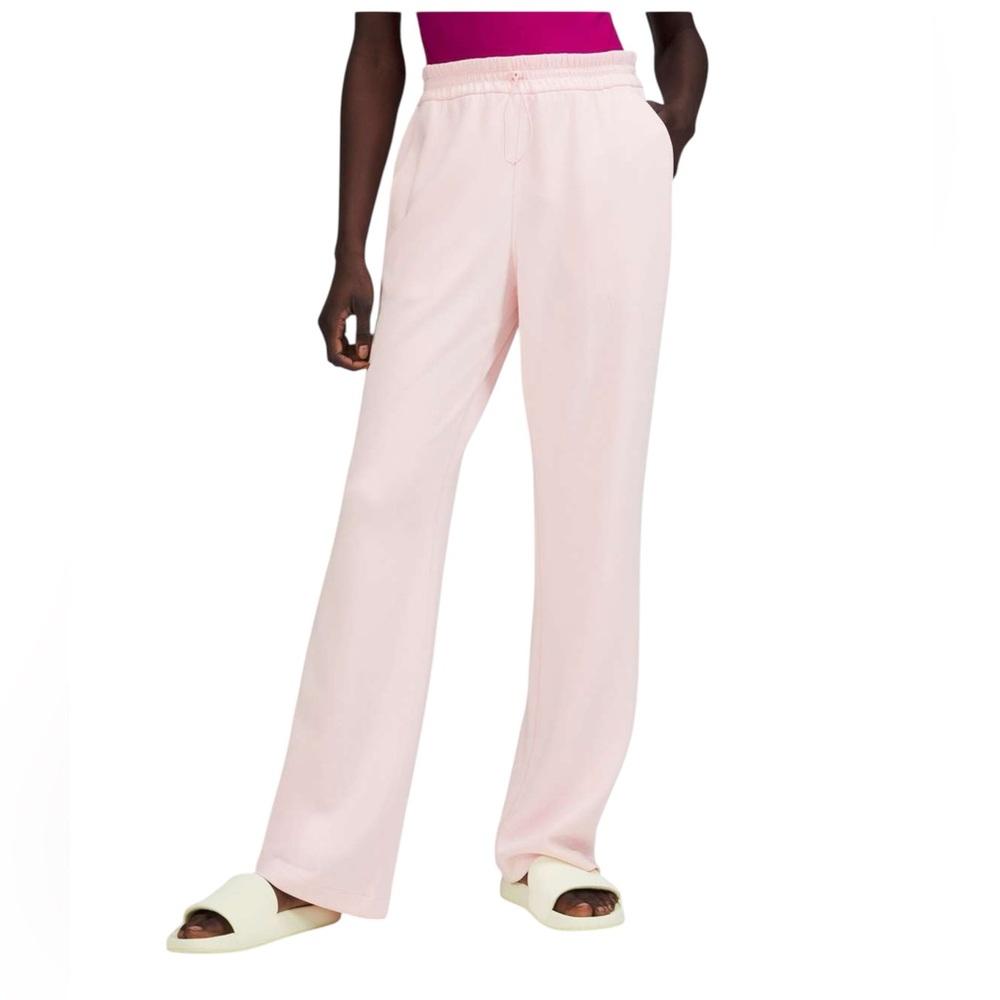Lululemon Softstreme High-Rise Pant Sz 10 Strawberry Milkshake